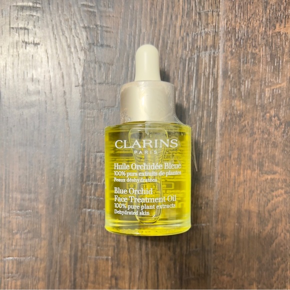 Clarins - Picture 2 of 3